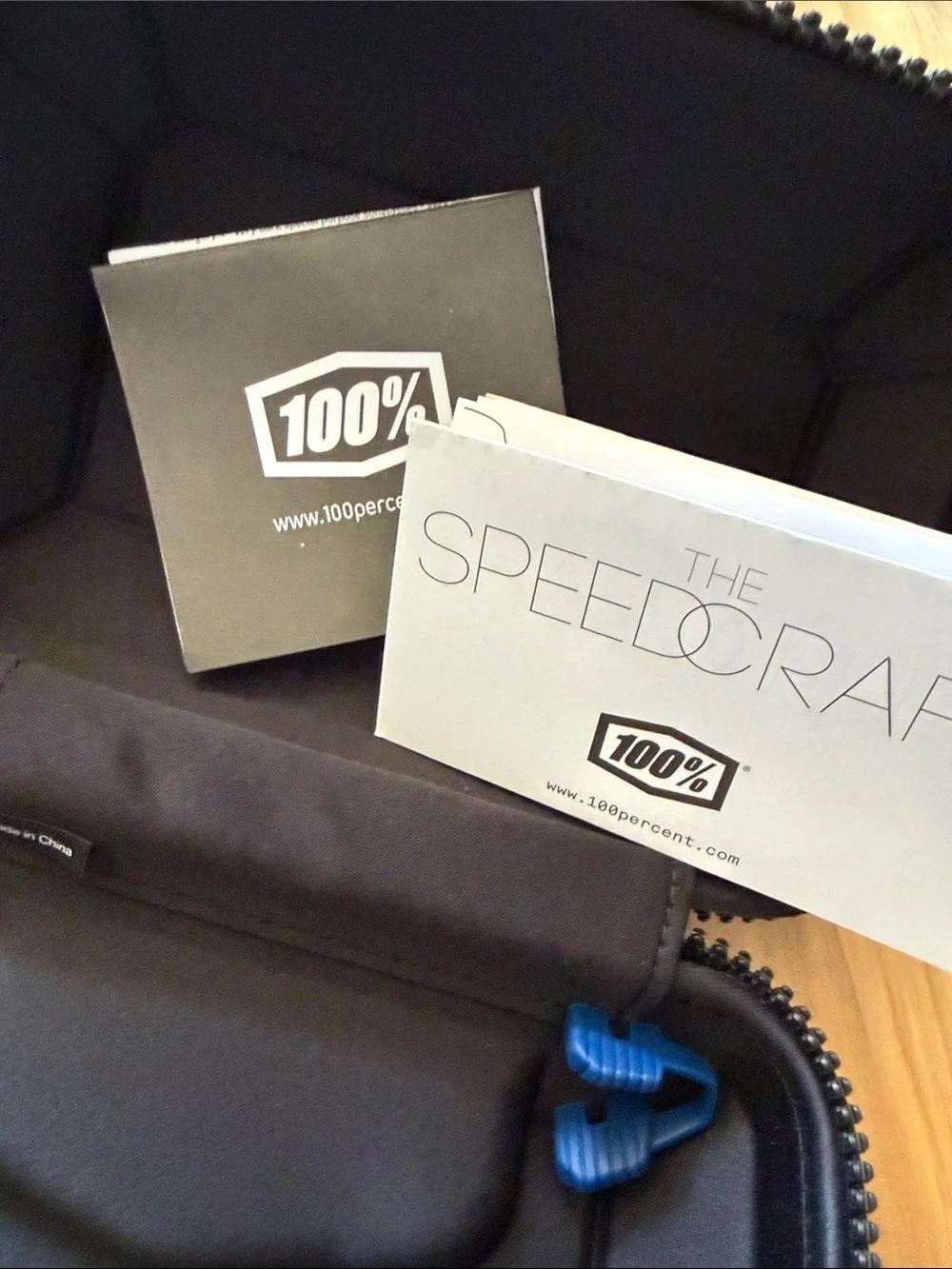 100 Percent Speedcraft Fernando Tatis Jr. Sunglasses in Gold and White - Picture 8 of 9